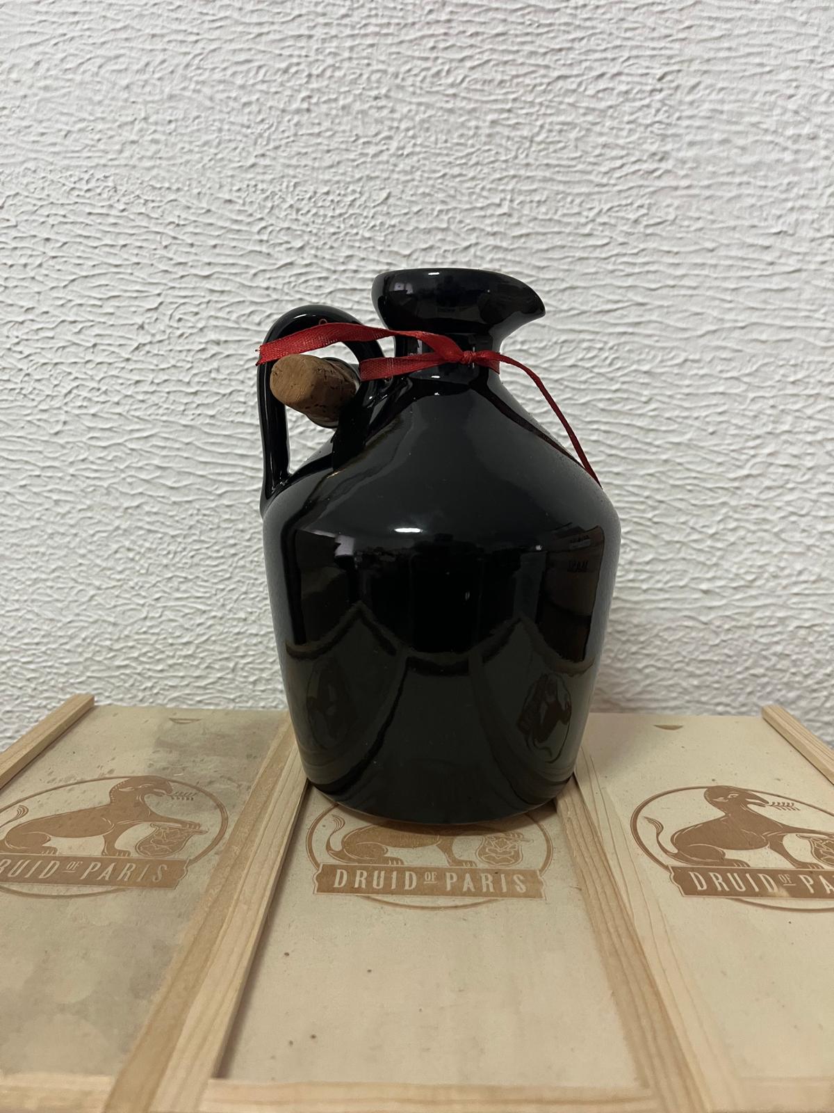 Port Ellen 10 Year Old Signatory Ceramic Flagon 70cl. 43%
